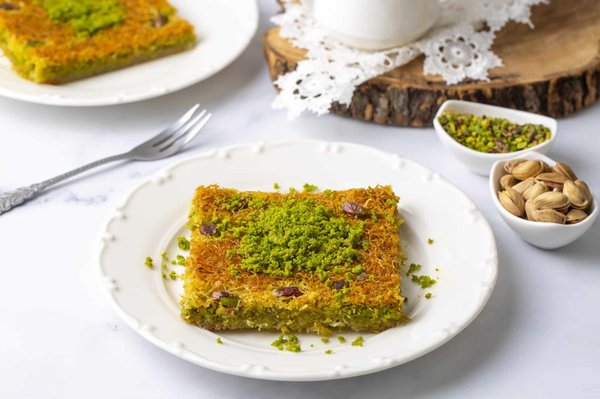 Quels sont les ingrédients pour une soupe de lentilles corail et carottes au cumin ?